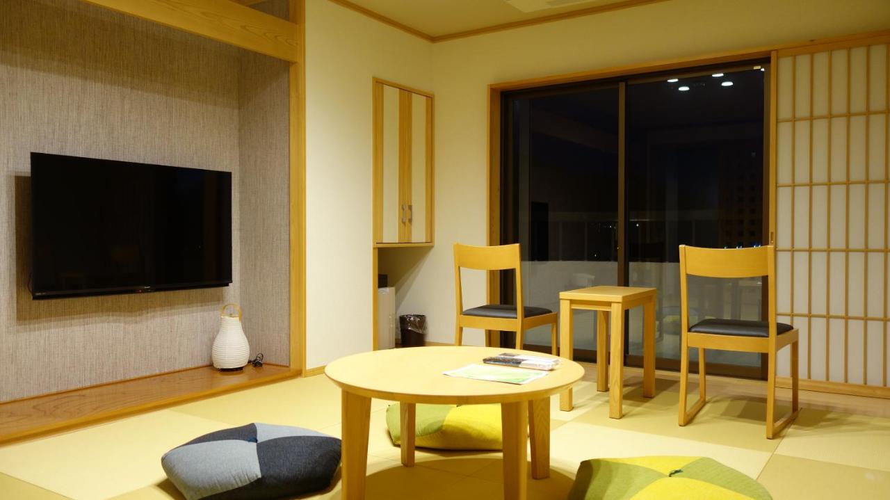โรงแรม โรงแรมฟูจิคาวากูชิโกะออนเซ็นนิวเซนจูรี่ 3*