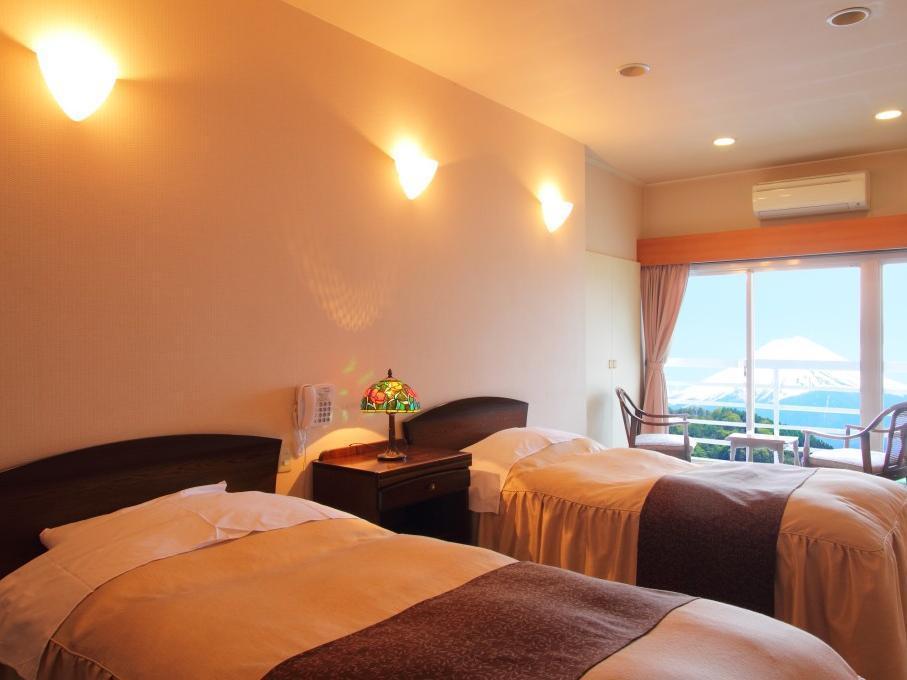 โรงแรม โรงแรมฟูจิคาวากูชิโกะออนเซ็นนิวเซนจูรี่ 3*