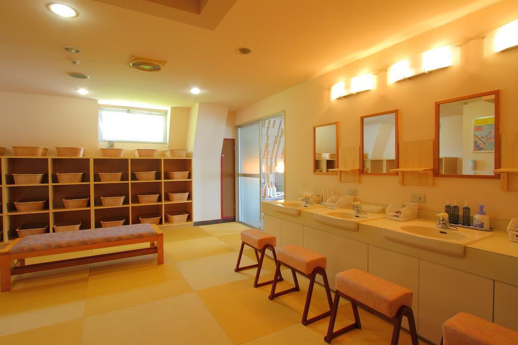 โรงแรม โรงแรมฟูจิคาวากูชิโกะออนเซ็นนิวเซนจูรี่