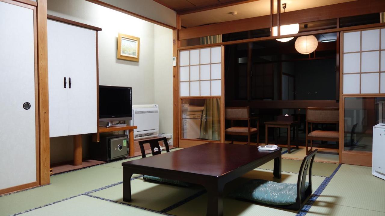 New Century Hotel 3*